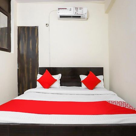 Hotel OYO 62106 Royal Residency Indirapuram Exterior foto